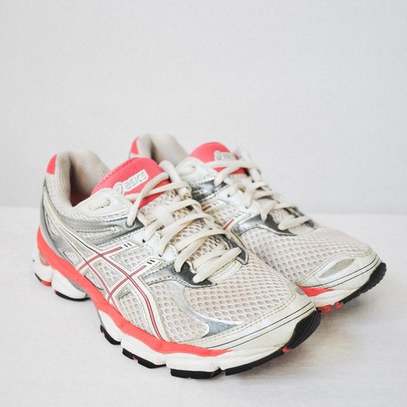 Asics Gel-Cumulus 14 Pink & Silver Sneakers - Picture 6 of 12